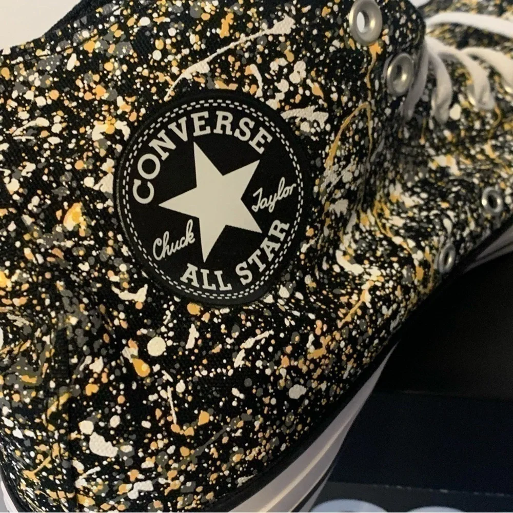 NIB. CONVERSE Chuck Taylor® All Star® High Top Sneaker